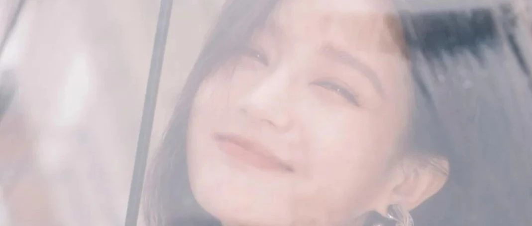 𝙎𝙝𝙖𝙧𝙚 | 李一桐高清壁纸