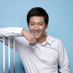 李崇霄