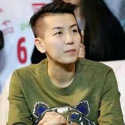 张晓雅