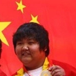 王君