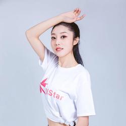 雷俞俞