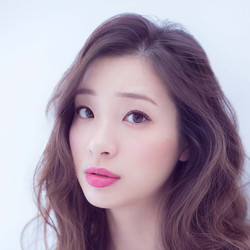 足立梨花