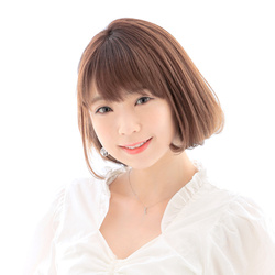 秋山奈奈