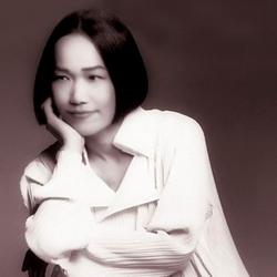 五轮真弓