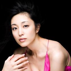 青山伦子