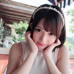 麻里梨夏