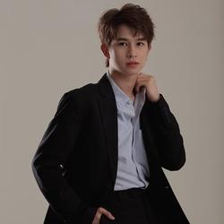 纳塔奇·司隶朋通