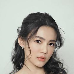 瓦妮达&middot;特姆散纳波