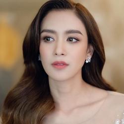 潘娅芃&middot;彭皮帕