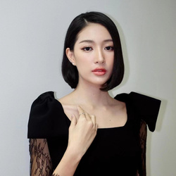 丝丽娜&middot;素甘达拉