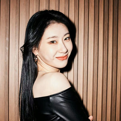 李彩领