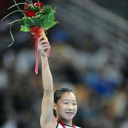 杨佩