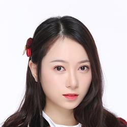 艾芷亦