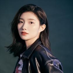 蓝曼予