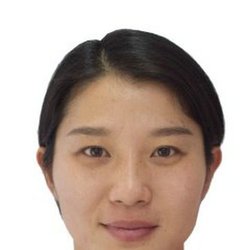 李彤