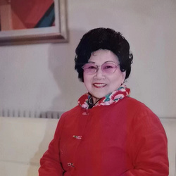 丁苗芬