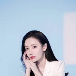 王梓亦