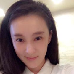 乐珈彤