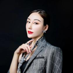 郭昱含