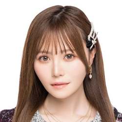 込山榛香