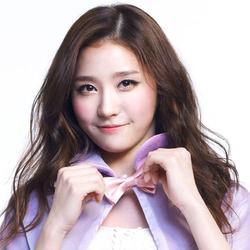 李瑜瑛