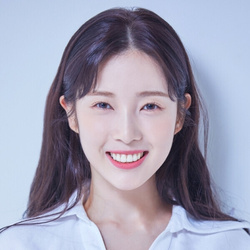 尹彩暻