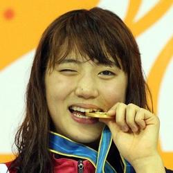 郑达莱