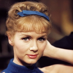 黛比&middot;雷诺斯