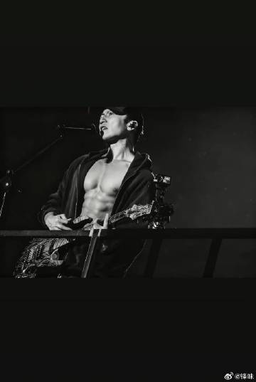 谢霆锋微博网站截图